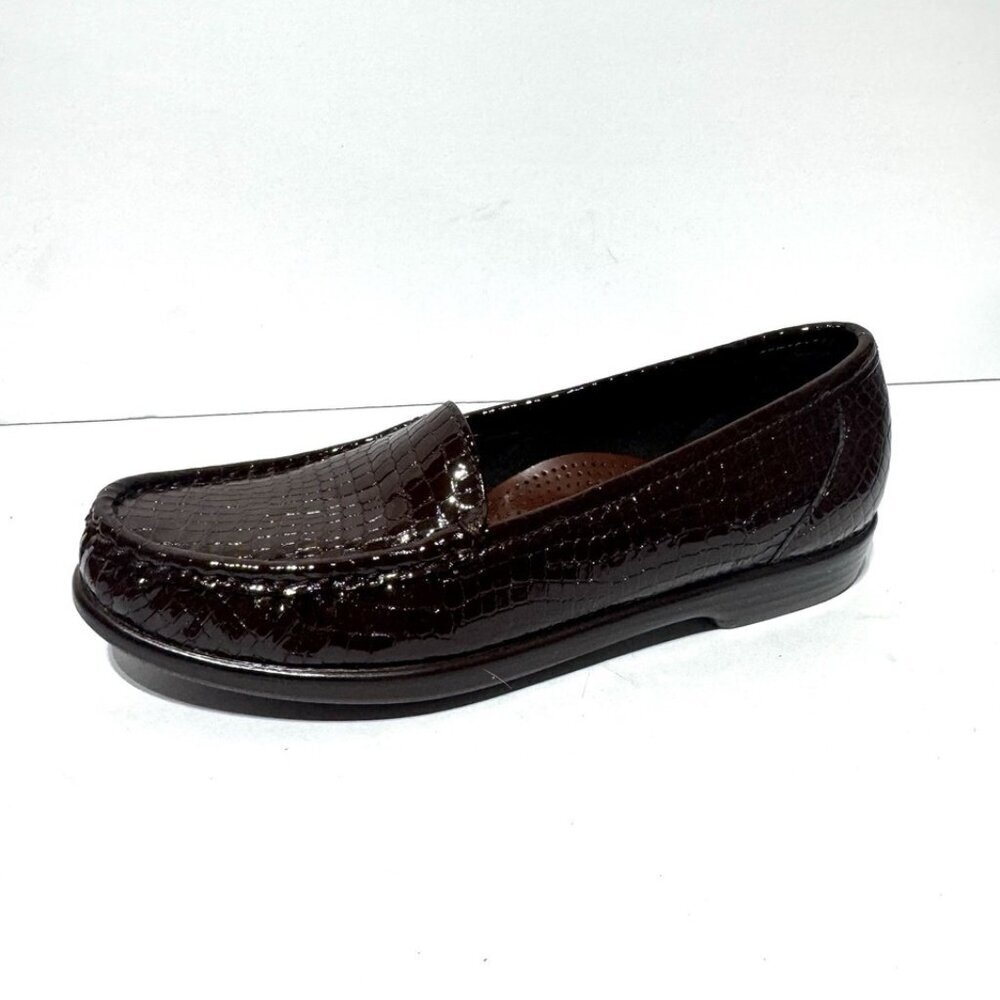 SAS Womens Simplify Loafer Brown Croc Size 7.5 Narrow